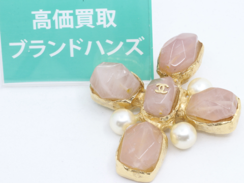 シャネルカラーストーンブローチ