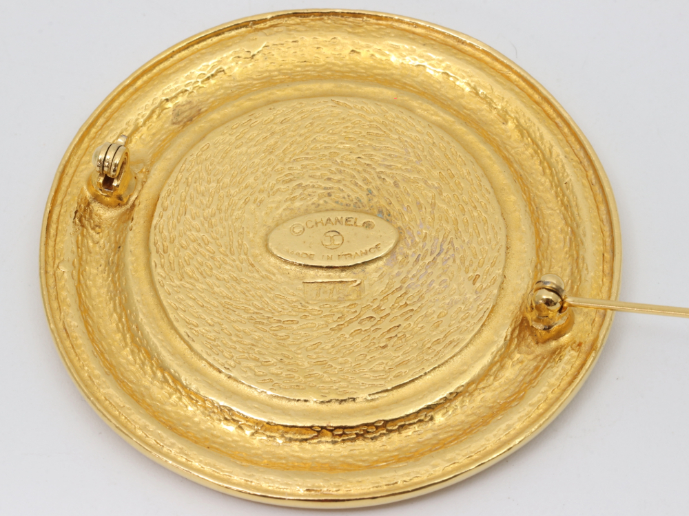 シャネルカンボンブローチGP裏