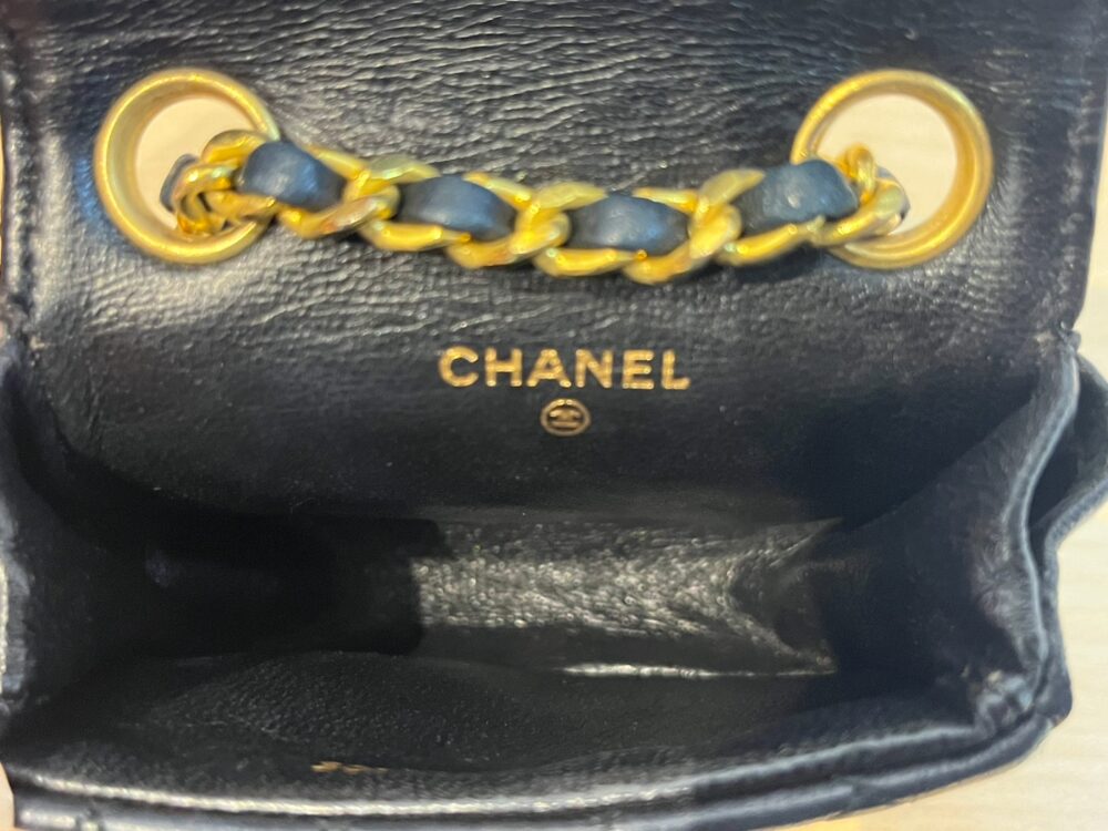 シャネルマトラッセラムスキンチャーム内