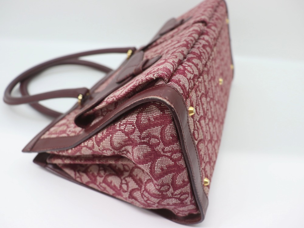 ディオールのトロッターハンドバッグ角