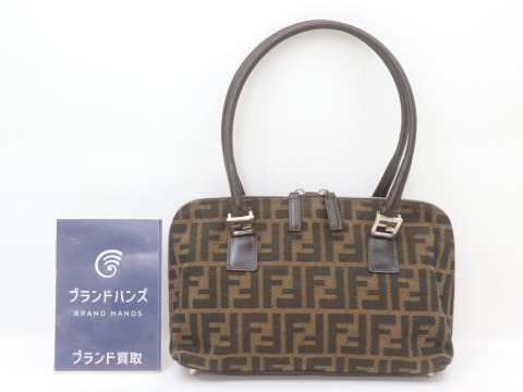 フェンディのズッカ柄 ハンドバッグ