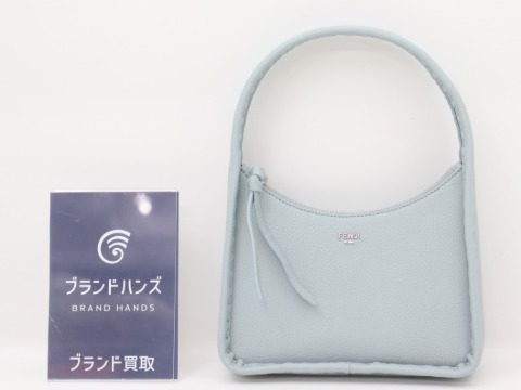 フェンディのセレリアハンドバッグ