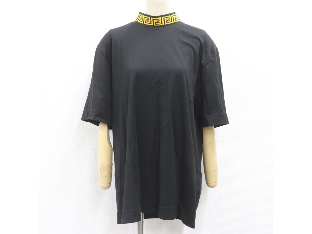 フェンディのヴェルサーチのTシャツ前