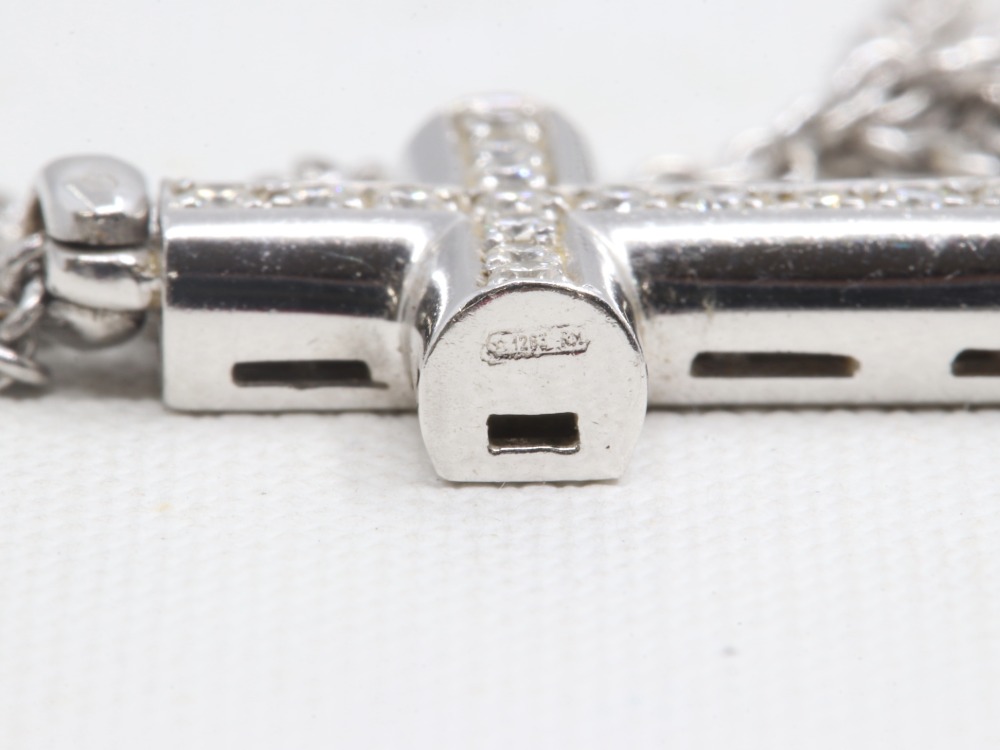 ブルガリのダイヤクロス750ネックレス刻印2