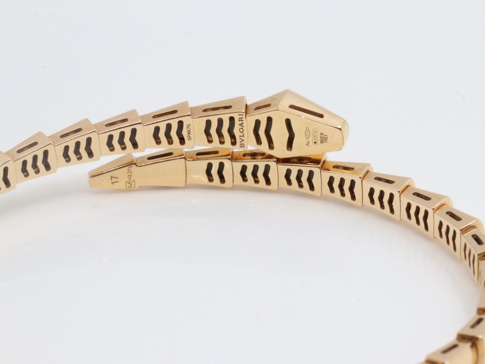 ブルガリセルペンティヴァイパーブレスレット刻印