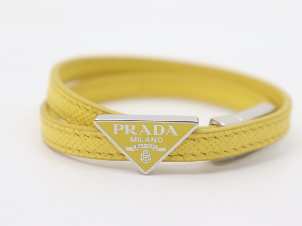 プラダのブレスレット2IB286正面