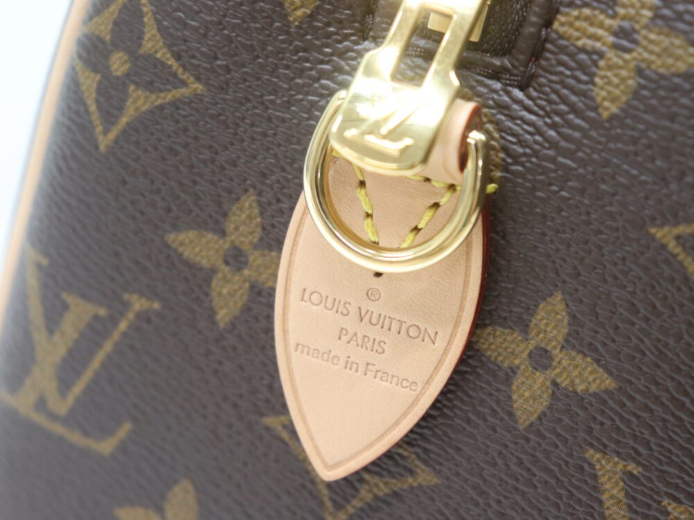 ルイヴィトンのスピーディ20ロゴ