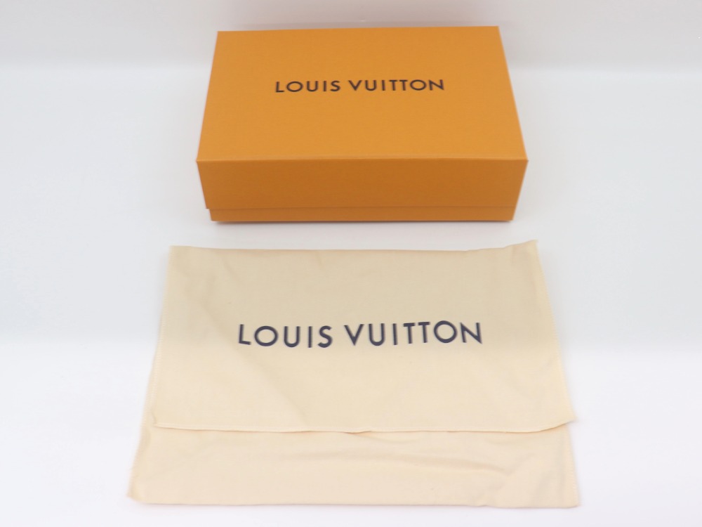 ルイヴィトンネヴァーフルBB付属品