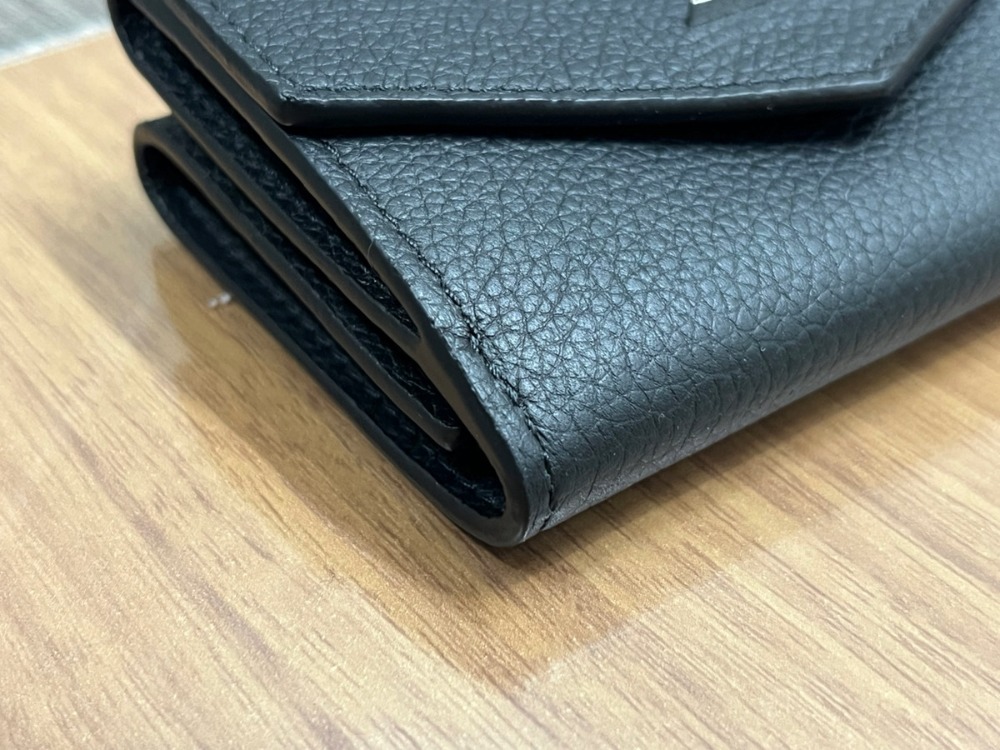 ルイヴィトンポルトフォイユロックミニ角