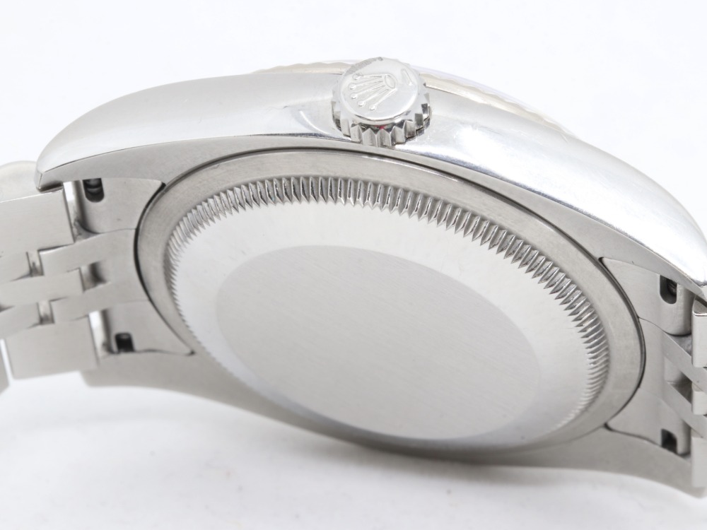 ロレックスのデイトジャスト116234G裏蓋