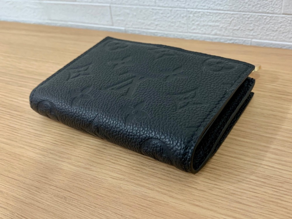 ヴィトンアンプラントポルトフォイユリサ背面