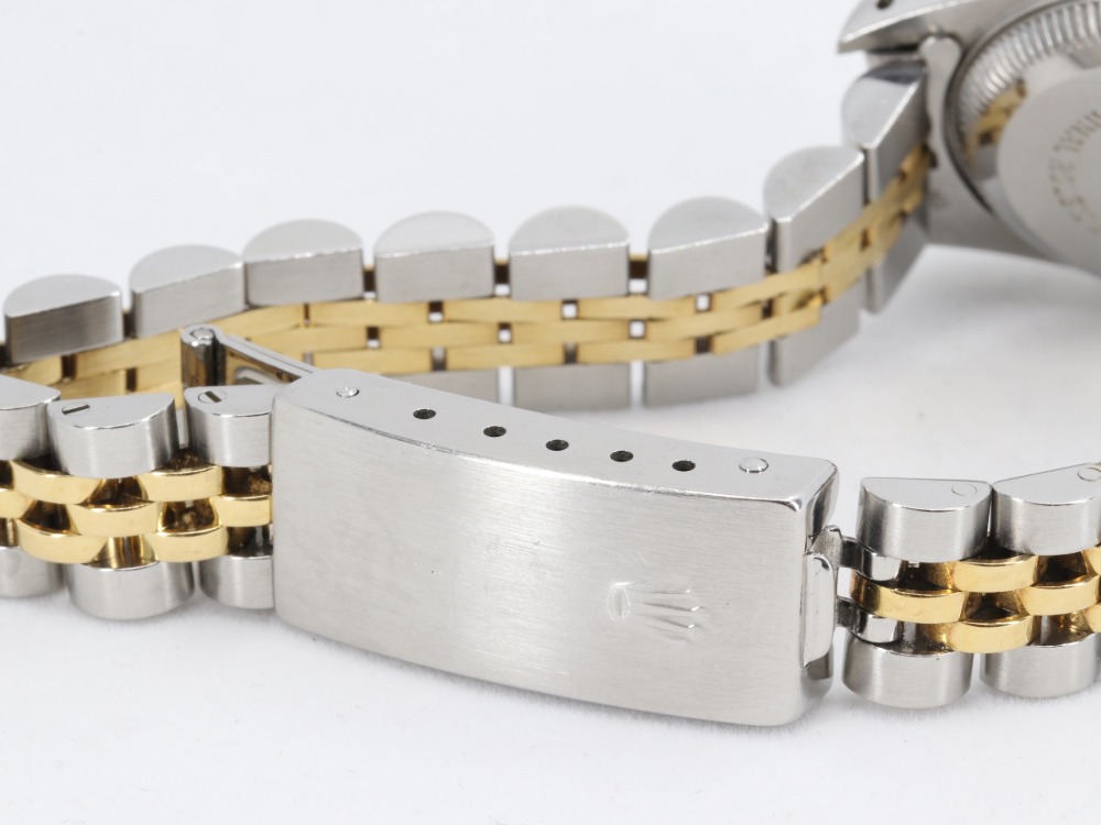 傷のあるロレックスのデイトジャストバックル