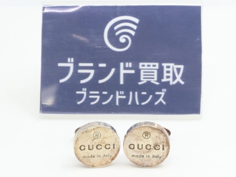 変色があるグッチのSV925シルバーカフス正面