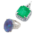 宝石のエメラルドのネックレストップとオパールのダイヤモンドリング