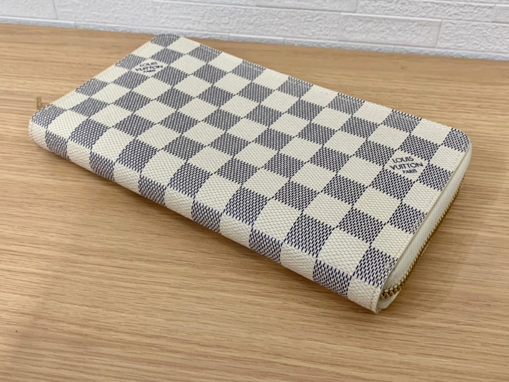 美品のルイヴィトンアズールオーガナイザー斜め