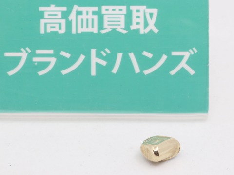 詰め物入りの金歯