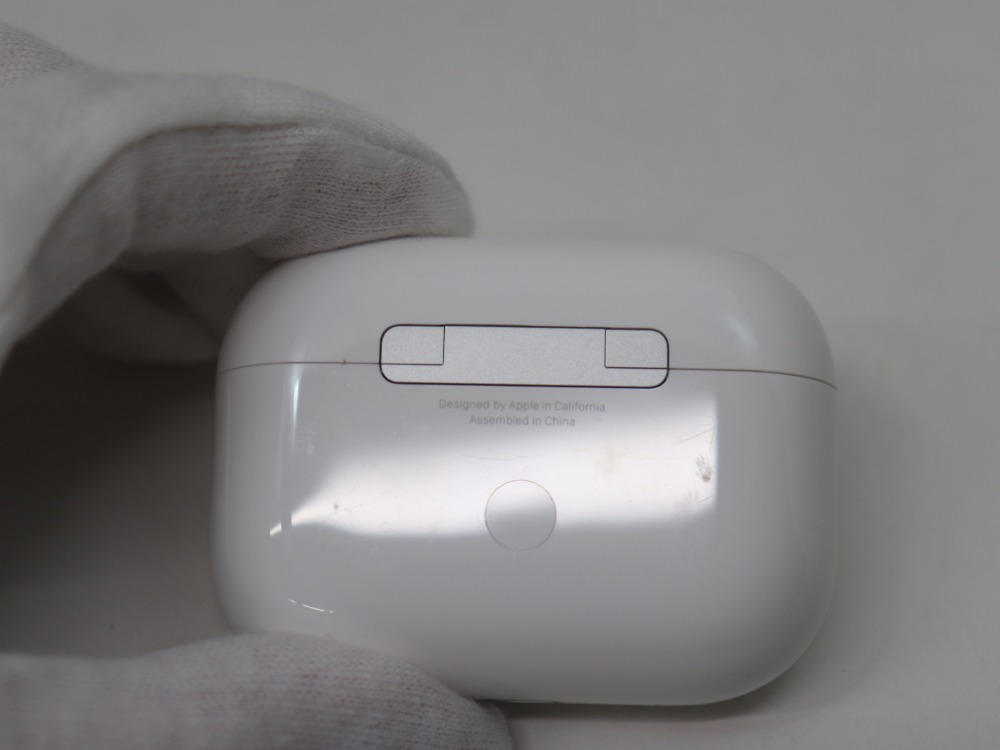 Appleエアポッズプロ背面