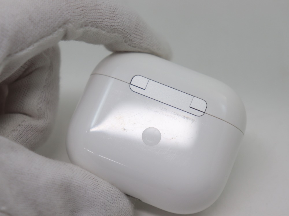 Appleエアポッズ背面