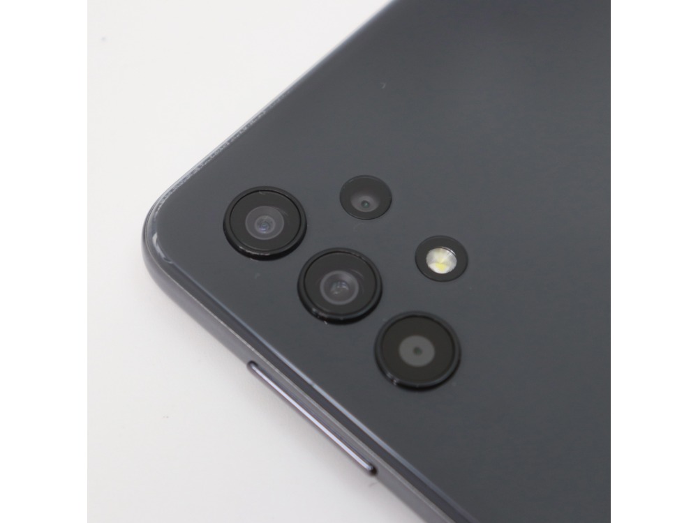 GalaxyA32SCG08カメラレンズ