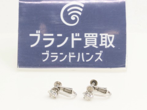 Pt850のダイヤイヤリング