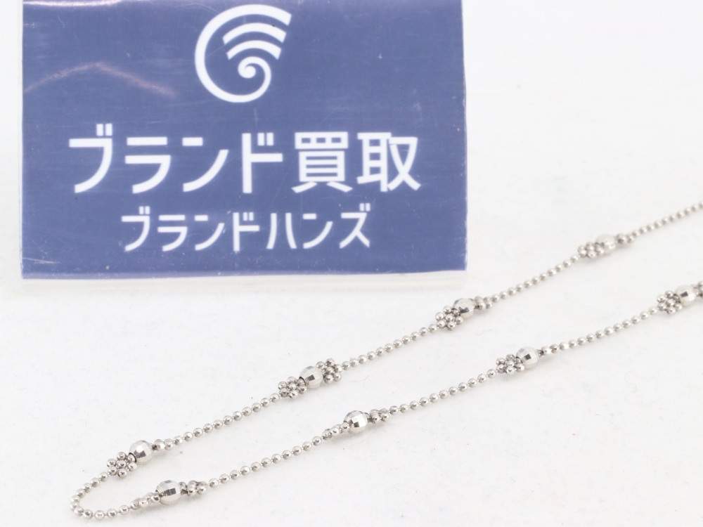 Pt850ボールネックレス全体