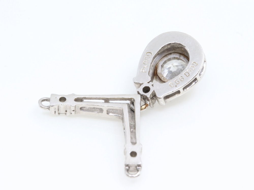 Pt900のダイヤトップ裏