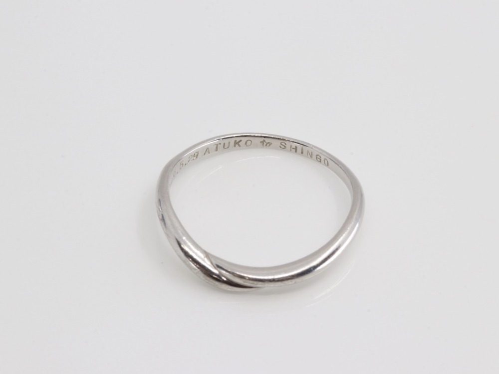 Pt900リングイニシャル
