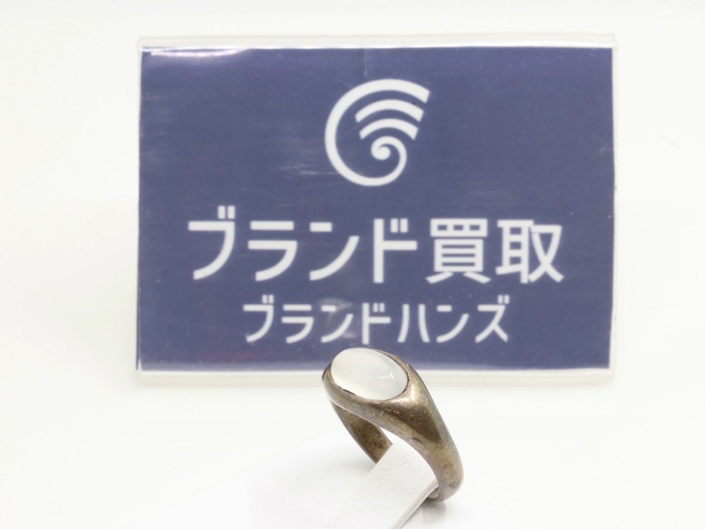 SV925素材の色石付きリング全体