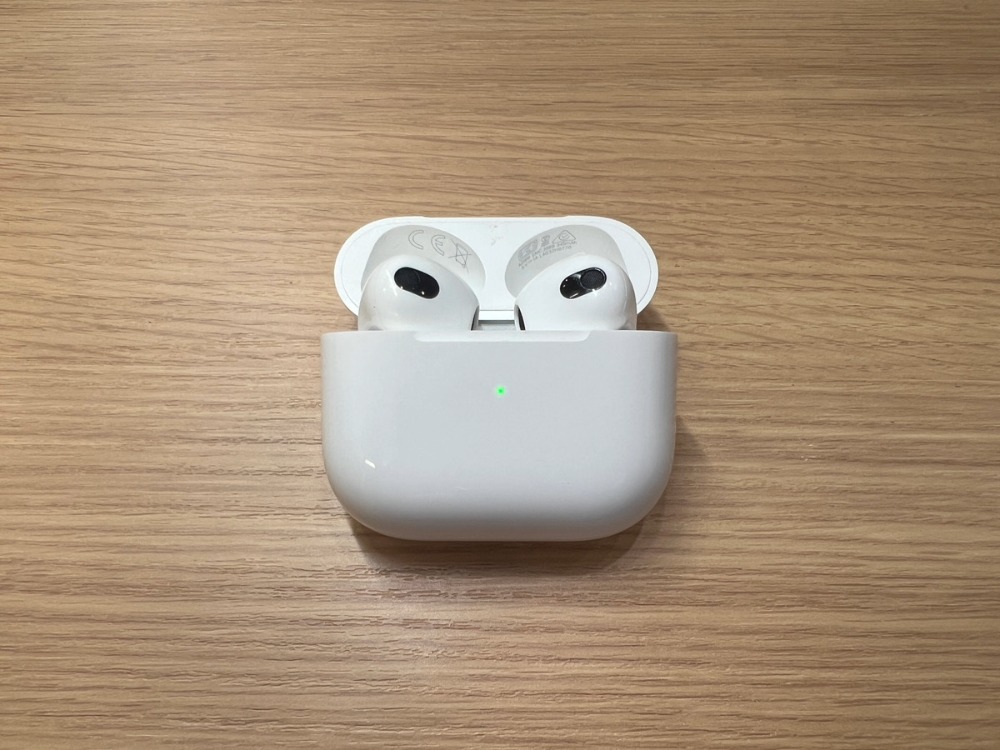 アップルのAirPods全体