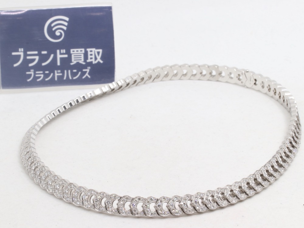 カルティエのCドゥネックレス全体