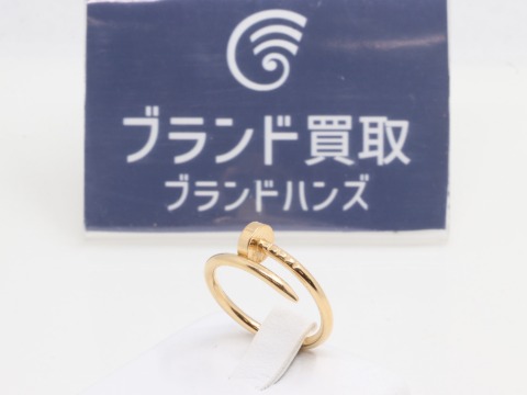 カルティエのジュストアンクルリング