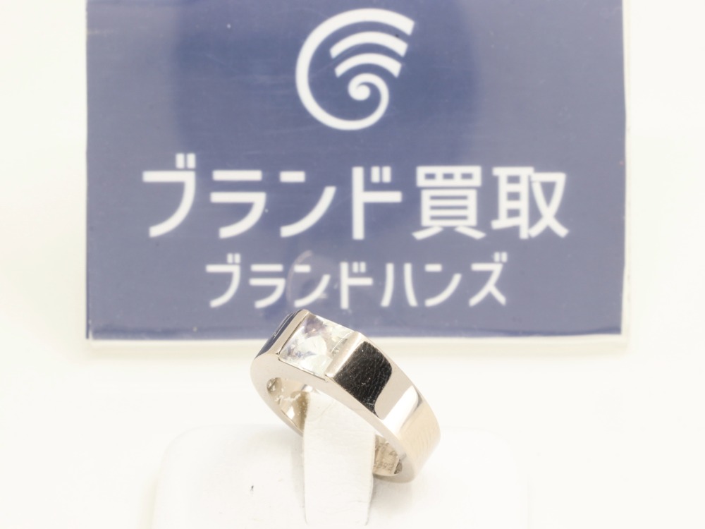 カルティエのタンクリング全体