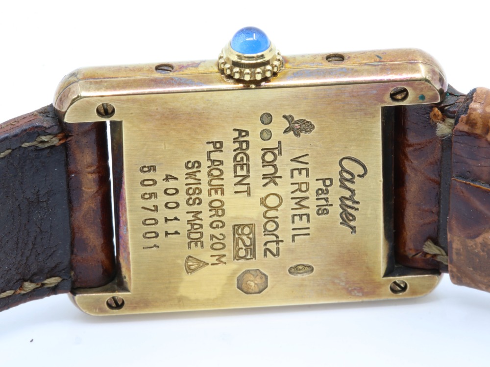 カルティエのマストタンク裏蓋