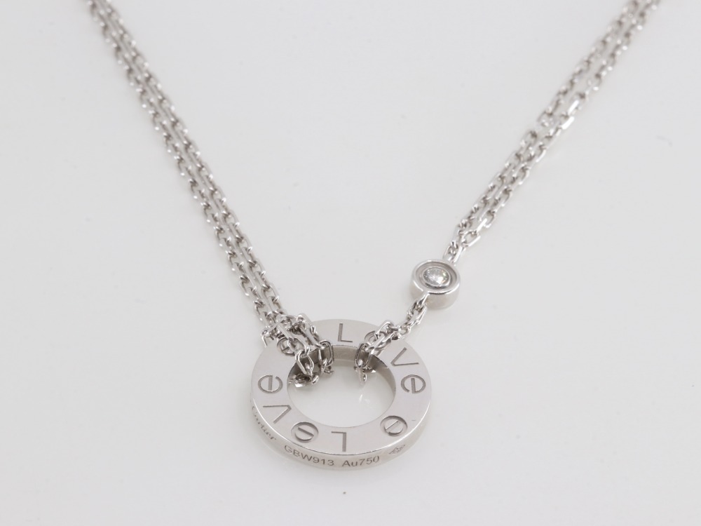 カルティエのラブサークル2Pダイヤネックレストップ