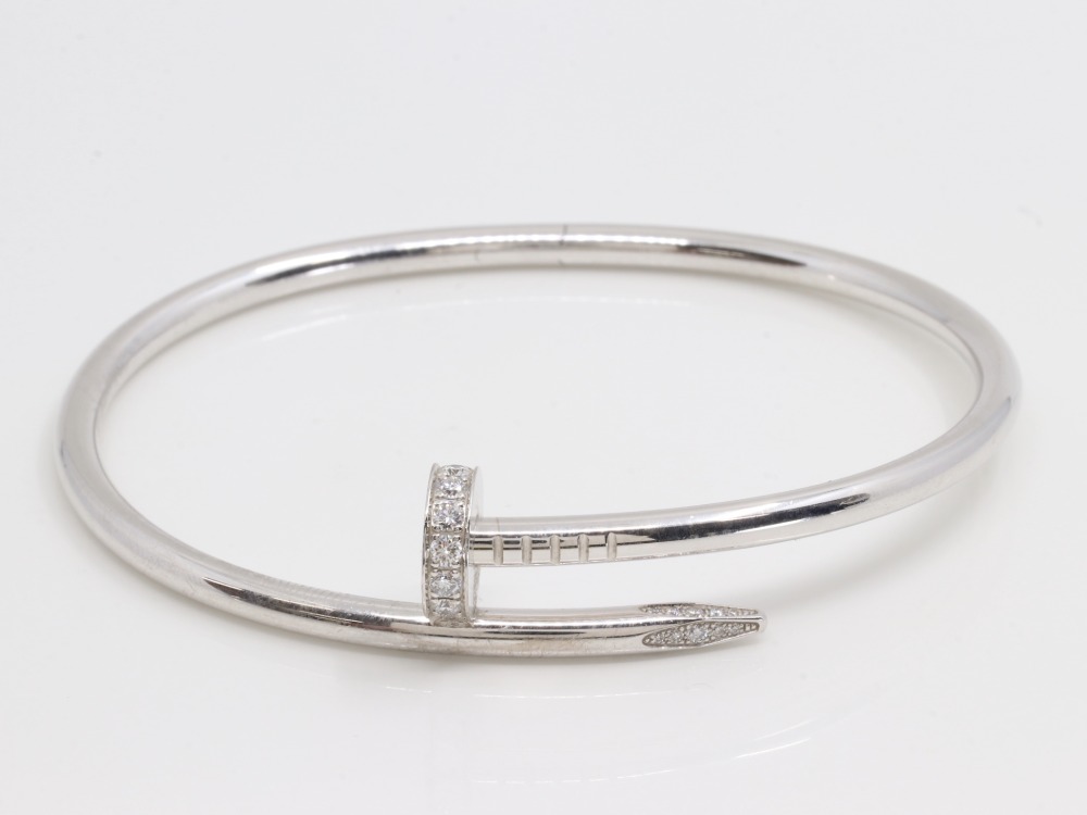 カルティエジュストアンクルブレスアップ