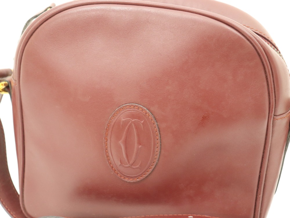 カルティエマストショルダーバッグロゴ