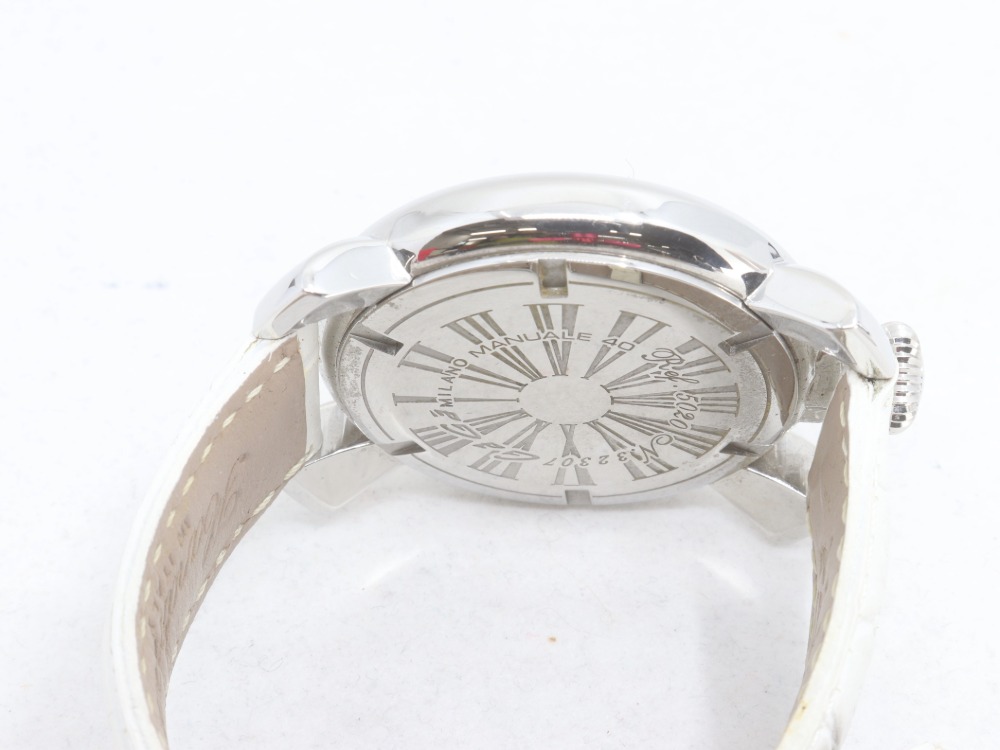 ガガミラノマヌアーレ5020裏蓋