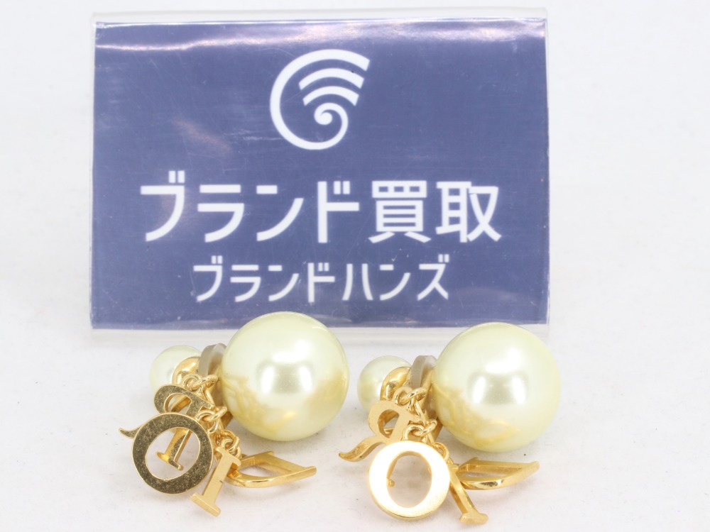 クリスチャンディオールトライバルフェイクパールイヤリング全体図