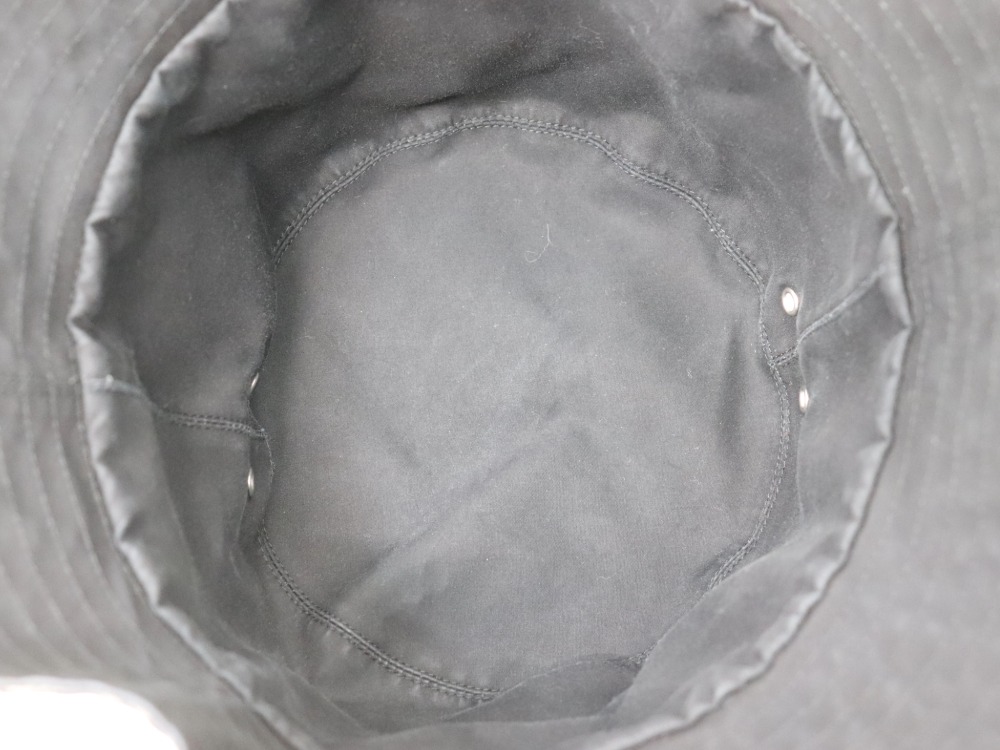 クリスチャンディオールトロッター柄バケットハット内側