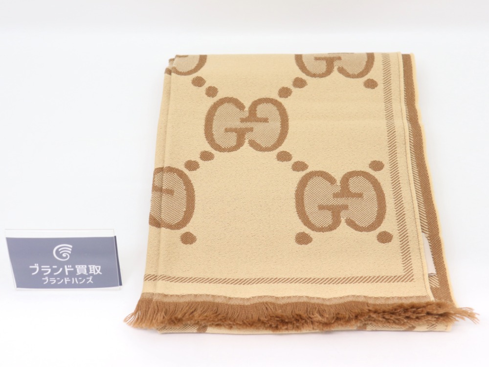 グッチのGGジャガードマフラー全体