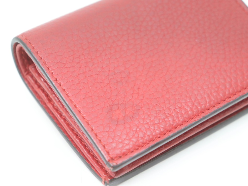 グッチのアニマリエ財布レッド汚れ