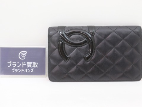 シャネルカンボンライン二つ折り長財布
