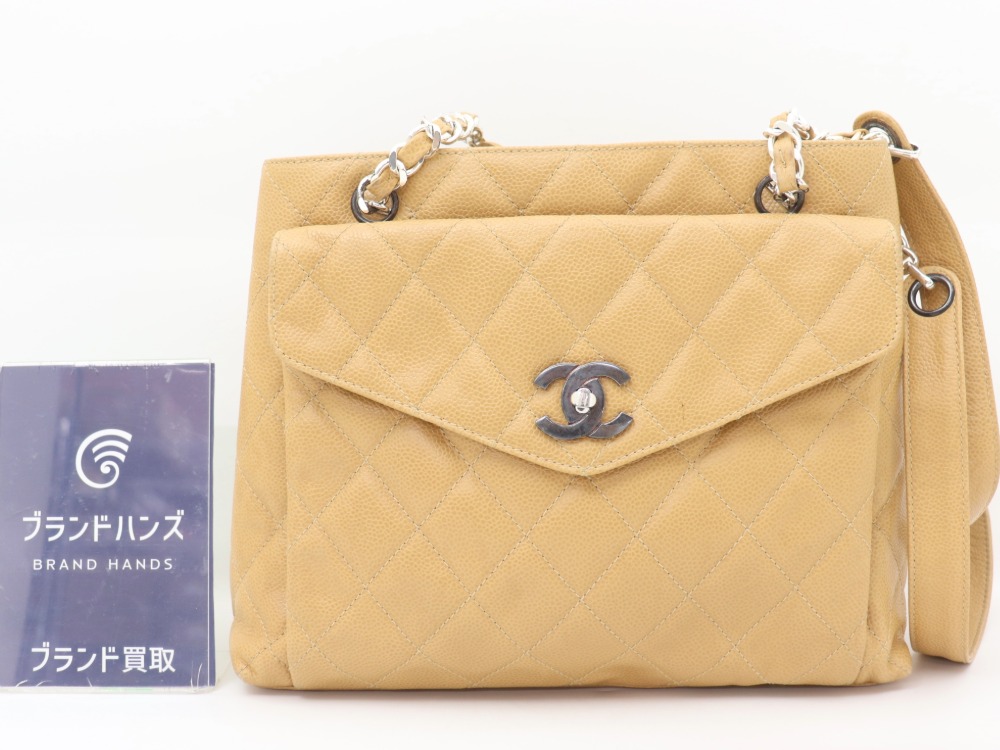 シャネルキャビアスキンチェーントートバッグ全体図