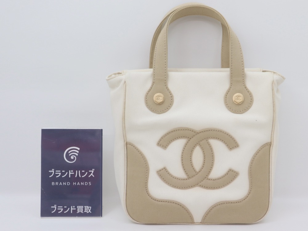 シャネルマシュマロココハンドバッグ全体図