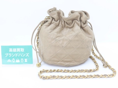 シャネル巾着チェーンショルダーバッグ