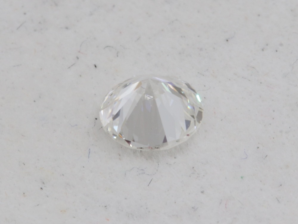 ダイヤルース0.30ctアップ