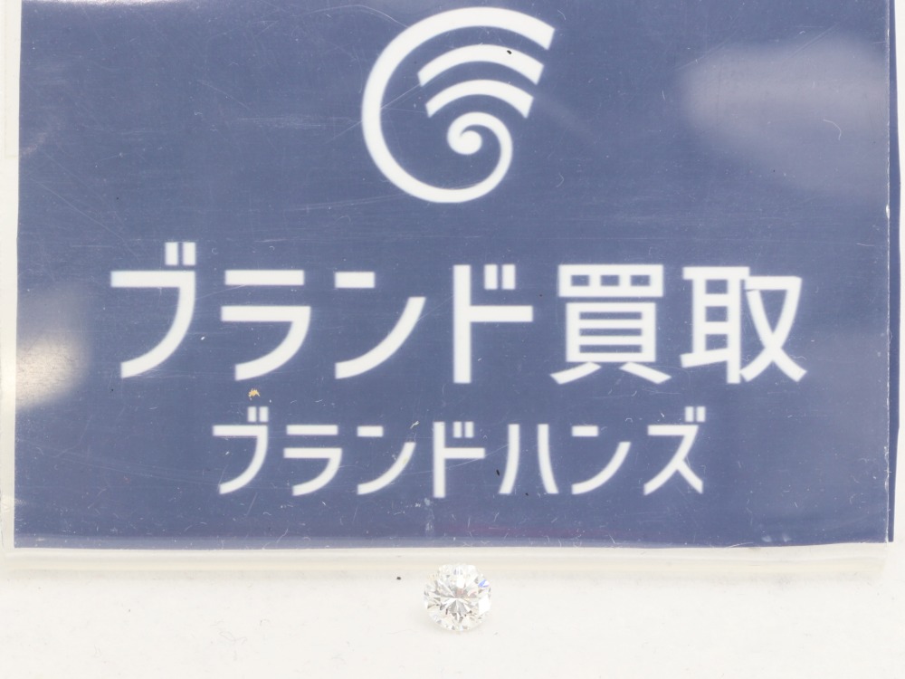 ダイヤルース0.39ct全体