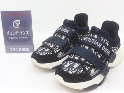 ディオールD-WANDERスニーカー