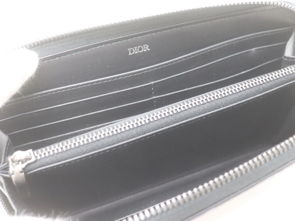 ディオールグラビティ二つ折りラウンドファスナー長財布内側