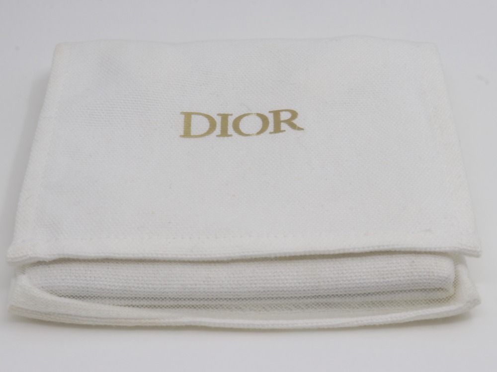 ディオールロゴラインストーンネックレス付属品